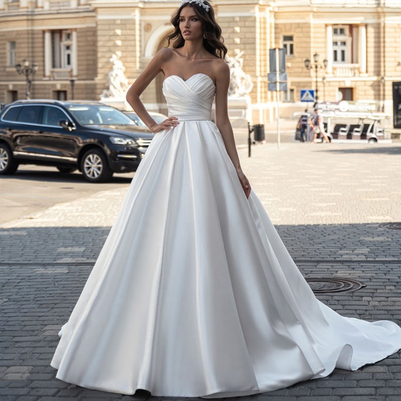 Satin Light Wedding Dress 2026 - Photography Lighting Basics recensione e prezzo