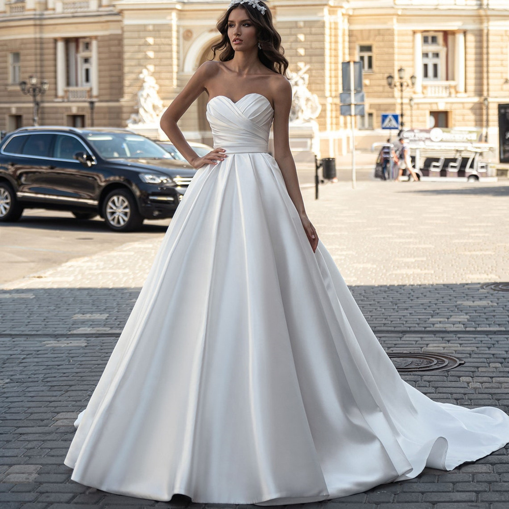 Satin Light Wedding Dress 2026 - Photography Lighting Basics recensione e prezzo