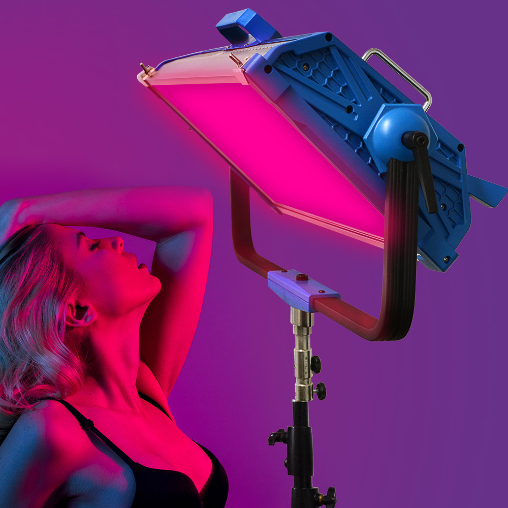 LED Panel Lamp 300W RGBW Pro L - Photography Lighting Ai recensione e prezzo
