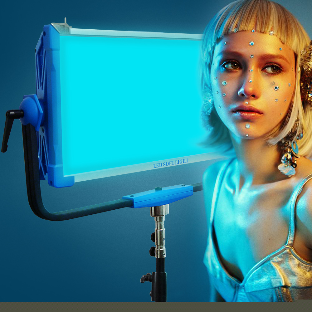 LED Panel Lamp 300W RGBW Pro L - Photography Lighting Ai recensione e prezzo
