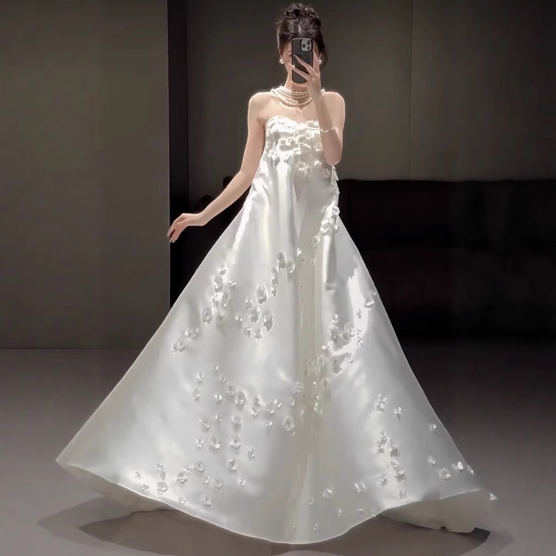 French Strapless Satin Wedding - Photography Lighting Basics recensione e prezzo